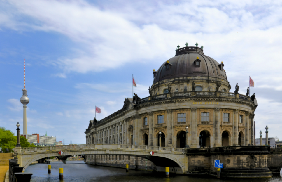 Berlin’de Gezilecek Yerler Nerelerdir?