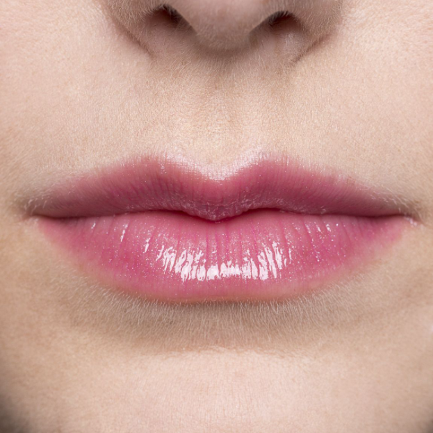 Lip Gloss Modelleri Neler Olabilir?